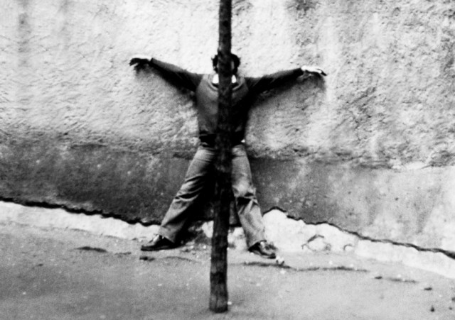 Autorretrato fusilado, 1979 © Marcelo Brodsky
