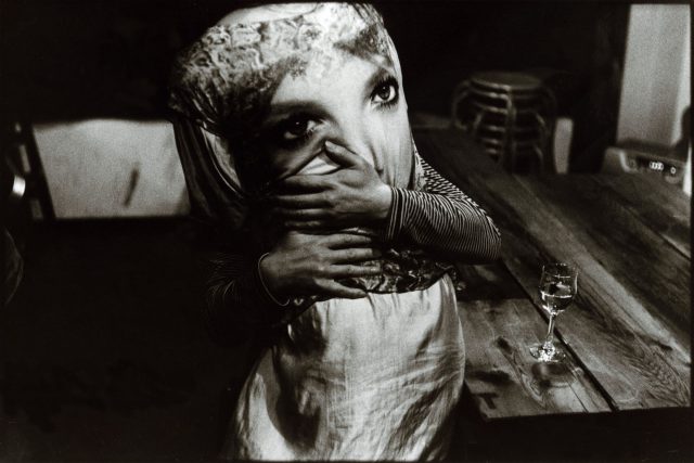Hug © Junku Nishimura Hug © Junku Nishimura