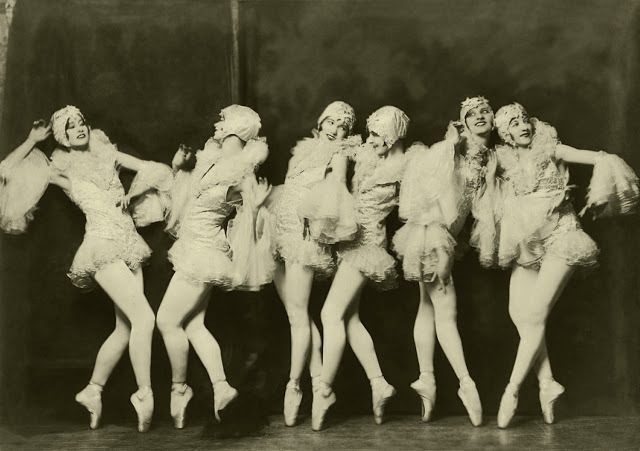 © Alfred Cheney Johnston © Alfred Cheney Johnston
