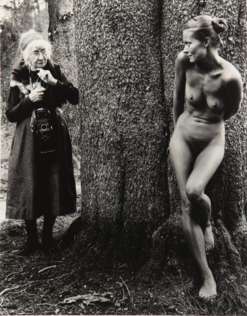 Imogen y Twinka en Yosemite, 1974 © Judy Dater Imogen y Twinka en Yosemite, 1974 © Judy Dater