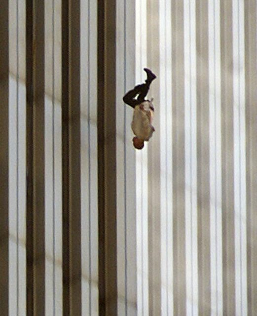 The Falling Man © Richard Drew/AP The Falling Man © Richard Drew/AP