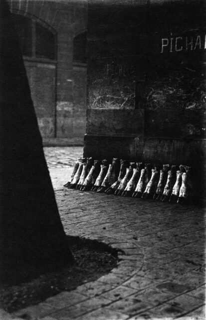 En el matadero de La Villette, 1929 © Éli Lotar En el matadero de La Villette, 1929 © Éli Lotar