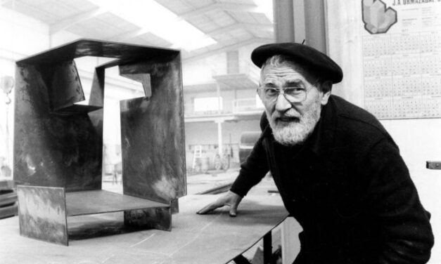 Fernando Larruquert